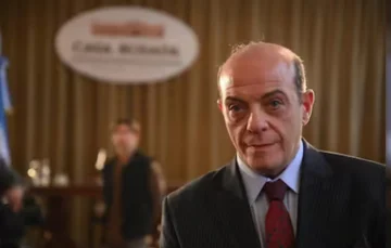 Campi y su personaje más polémico: personifica al ex ministro Cavallo en la serie de Menem