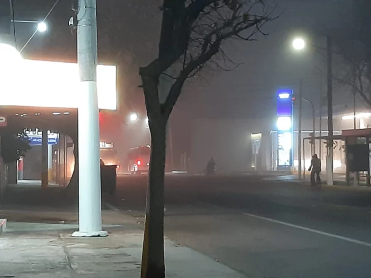 Una densa neblina sorprendió a los sanjuaninos este viernes por la mañana