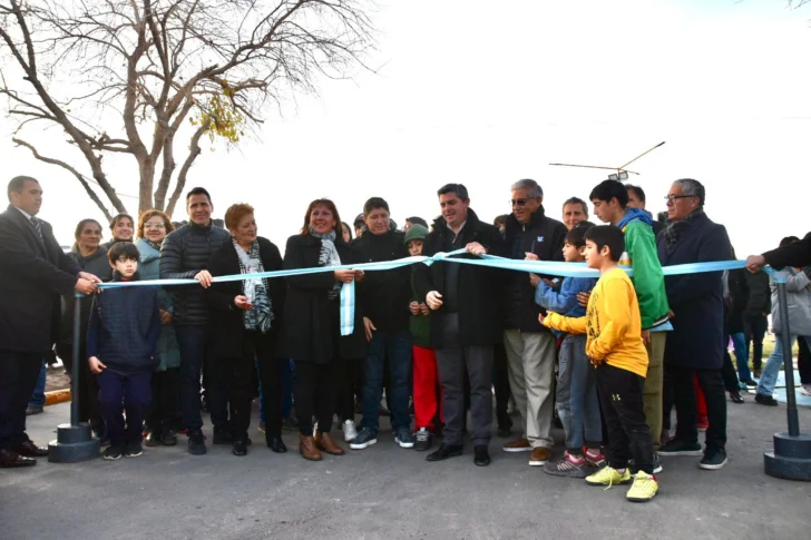Inauguraron la pavimentación de cinco barrios clave de Santa Lucía