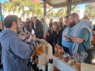 Emprendedores, arte y gastronomía en una feria para disfrutar en Capital