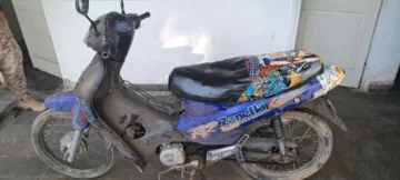 Recuperaron una moto robada que estaba oculta en un cañaveral