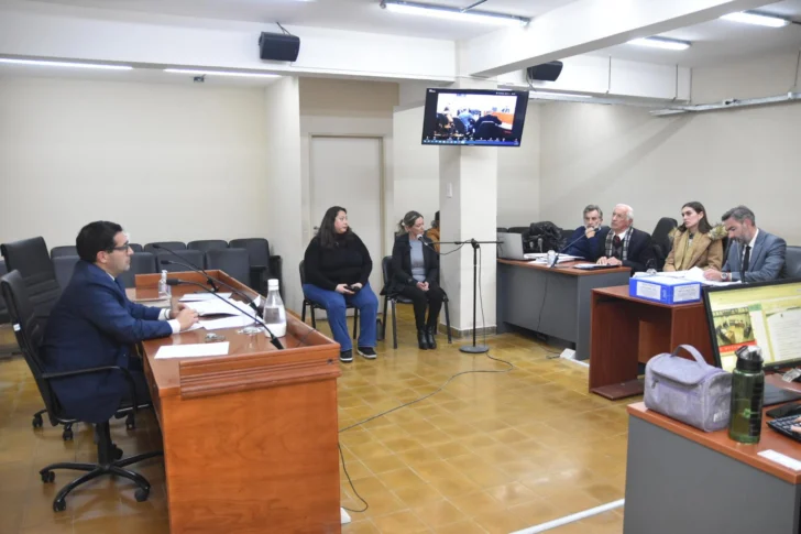 Tensión en Tribunales: ex empleadas de Rawson enfrentaron la acusación por presunto fraude