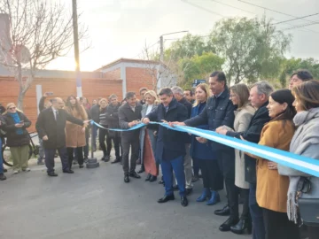 Inauguraron la pavimentación en el barrio Luz y Fuerza, en Pocito