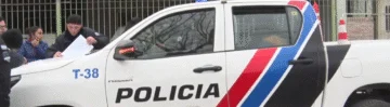 Lo encontraron caminando por los techos y quedó detenido