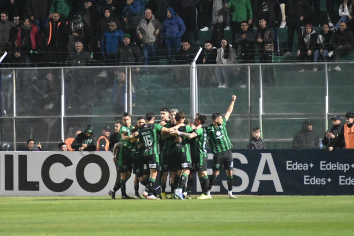 El Verdinegro hizo vibrar el Hilario Sánchez y consiguió un triunfo clave