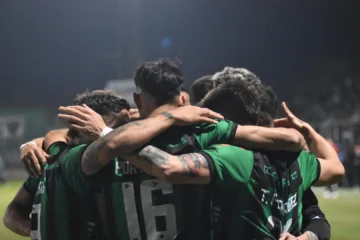 Con el aliento de su gente, el Verdinegro quiere hacerse fuerte en casa