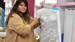 Sueños que se cosen puntada a puntada: el emocionante logro de una modista de San Juan