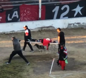 Incidentes en el partido Desamparados vs. Trinidad: agredieron a un jugador e invadieron el campo