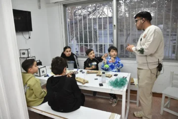 Ciencia, arte y robótica: las propuestas que cautivaron a los chicos en San Juan