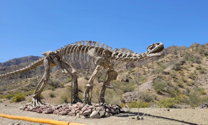 dinosaurio-Ischigualasto-728x439