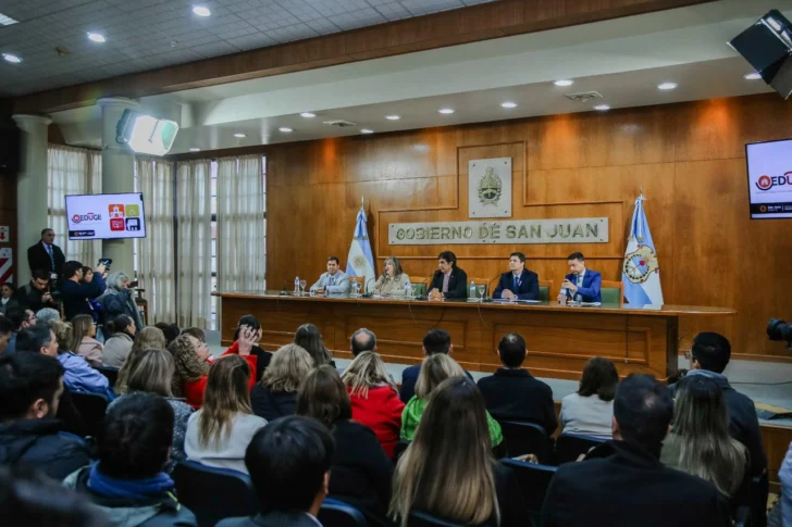 Llega EDUGE a San Juan: la plataforma que tendrá notas y asistencia de los alumnos