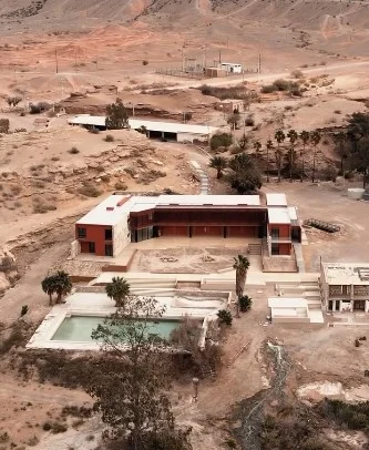 El renovado Hotel Termal La Laja: con muchos interesados y una licitación latente