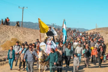 Peregrinación al Cerro Negro: los pasos que reviven la aparición de un santo en Iglesia