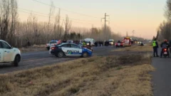 Triple choque fatal: al menos, dos muertos y personas atrapadas