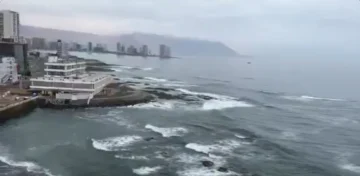 En Chile evacuaron cárceles por el alerta de tsunami