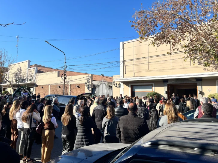 ultimo-adios-Diario-La-Provincia-SJ-2-728x546