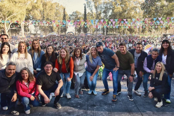 Santa Lucía celebró el Día del Niño con una gran fiesta familiar