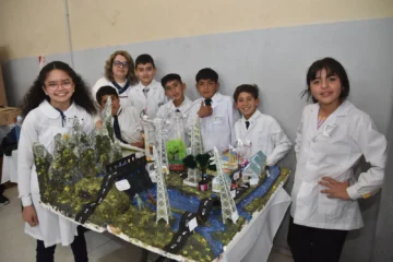 Estudiantes demostraron compromiso y creatividad en la Feria de Ciencias