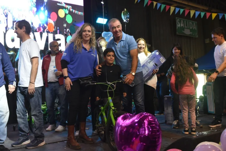Festejo-en-Rivadavia-6-728x485