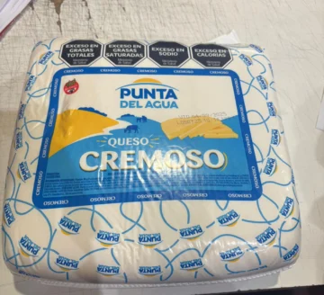 Quiso robar queso en un comercio y terminó detenida