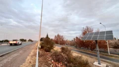 La Avenida de Circunvalación ya luce sus primeros paneles solares para ser 100% sustentable