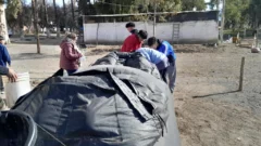 Una escuela jachallera transforma residuos en gas y fertilizantes con un biodigestor