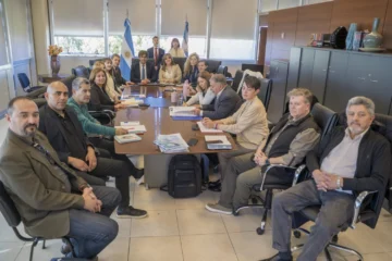 Paritaria docente: el Gobierno realizó una nueva propuesta y será analizada por los gremios
