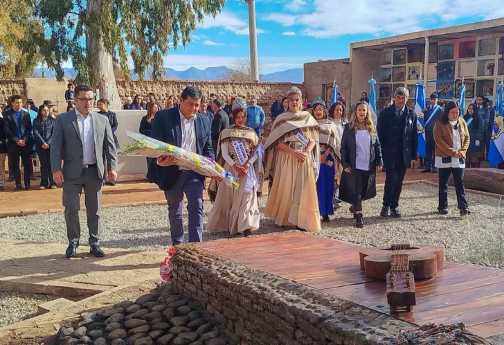 A 70 años de su partida, rindieron homenaje a Buenaventura Luna en Huaco