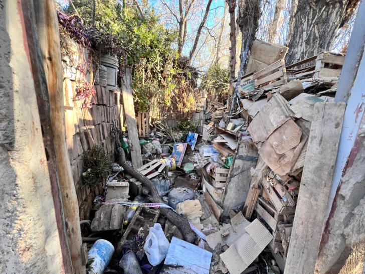 Hombre comido por los perros en Pocito: buscan todos los huesos y tratan de reconstruir qué pasó
