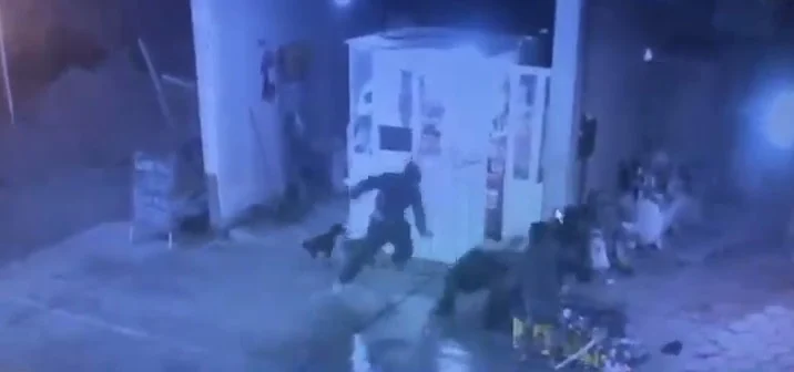 Quedó filmado: violento robo en una estación de servicio en San Juan