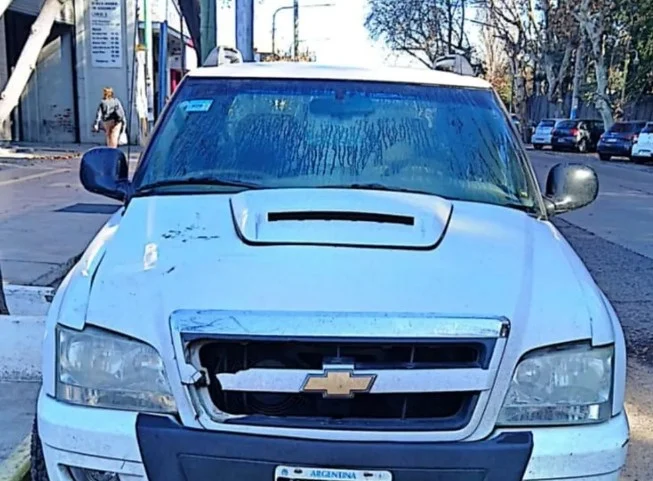 Con un abogado, se entregó el conductor de 76 años que mató a un hombre