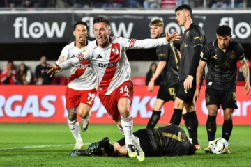 River le ganó a Estudiantes y es líder de su zona