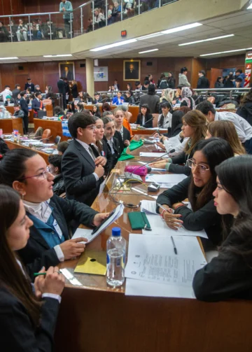 El Modelo de Naciones Unidas 2025 reunió a más de 150 jóvenes