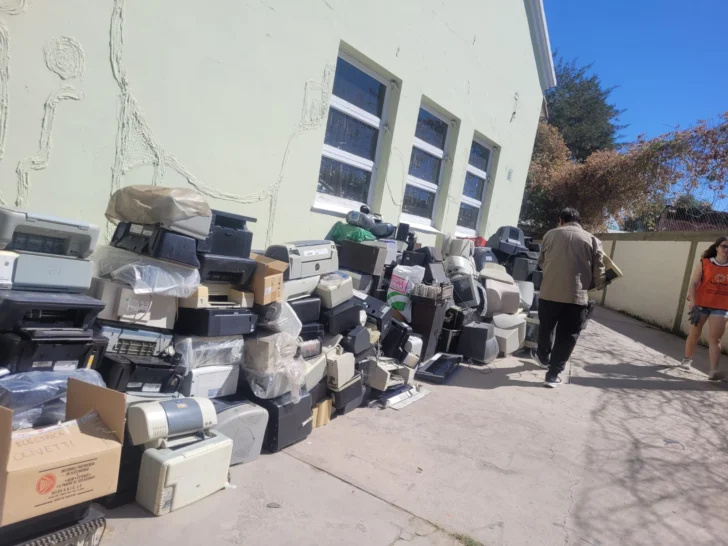 Campana-residuos-tecnologicos-Diario-La-Provincia-SJ-11-728x546