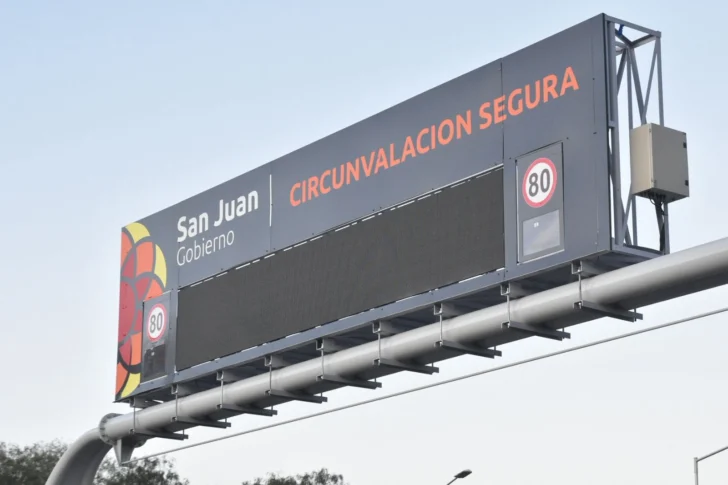 Carteles-LED-en-Circunvalacion-7-728x485