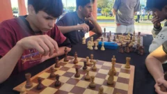 Juegos clásicos, música y gran presencia familiar en la primera Fiesta de la Juventud en Chimbas