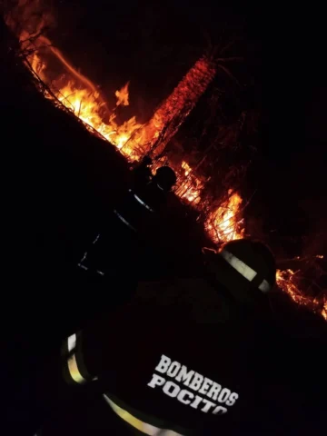 Bomberos Pocito sofocaron un incendio en Pocito