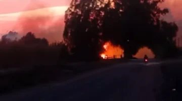 Impactante incendio de pastizales en San Martín