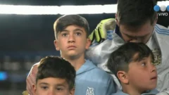 Messi emocionado en su último partido de eliminatorias
