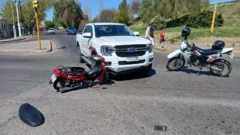 Una motociclista, herida en brusco choque en Santa Lucía
