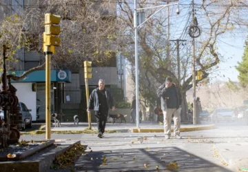 La UNSJ suspendió clases por alerta por vientos intensos