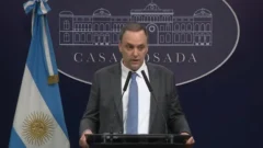 Adorni enviará al Congreso los proyectos del Consejo de Mayo