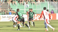 Con ilusión y presión, San Martín enfrenta a Independiente en un duelo decisivo