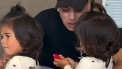 El momento más emotivo: Thiago Medina se reencontró con sus hijas tras 28 días de internación