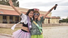 Karen y Lourdes se recibieron de Enfermeras Universitarias