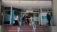 Dramático caso: una beba lucha por su vida tras ser embestida por el auto de su padre