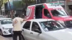 Susto en la Biblioteca Franklin: un hombre se descompensó y sufrió un fuerte golpe