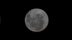 Artemis II hizo historia al cruzar la cara oculta de la Luna y regresa a la Tierra