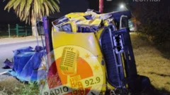 Aparatoso choque y vuelco en San Martín: dos hombres fueron hospitalizados
