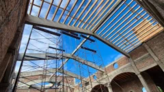 San Expedito y un nuevo desafío para completar el techado del templo